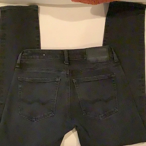 AmericanEagle Outfitters Slime 4 - Picture 2 of 6